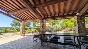 Poggio-al-Coniglio---tavolo-esterno