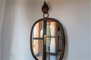 Dettaglio specchio Poggio al Coniglio