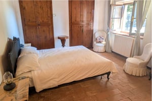 Camera Argentata di Champagne a Poggio al Coniglio in Toscana